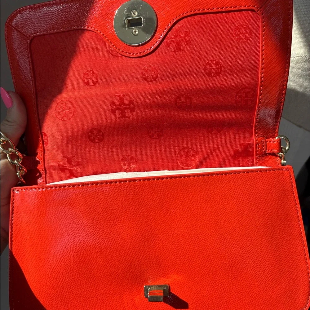 Tory Burch Vibrant Orange Leather Chain Shoulder Crossbody Bag